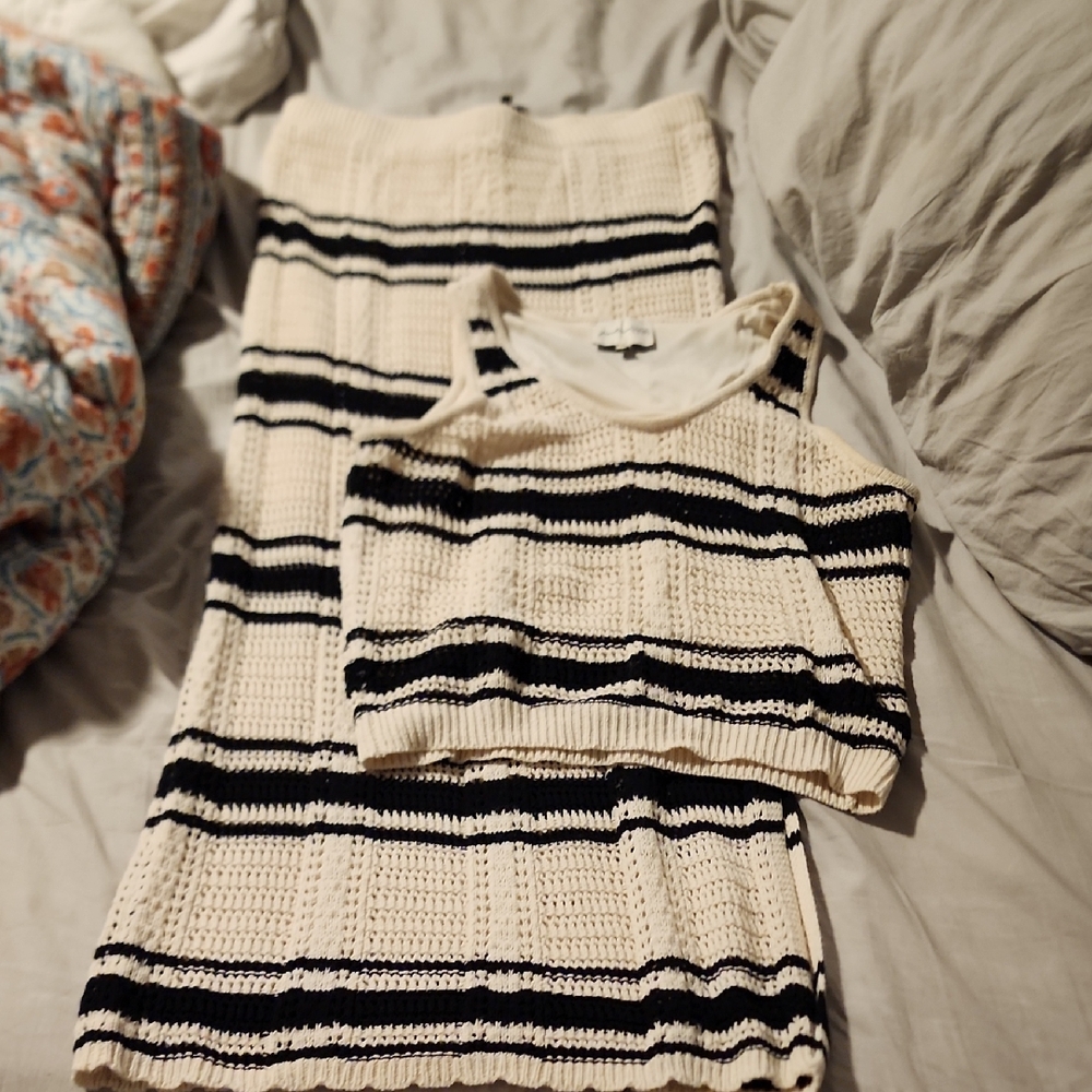 Freshman Cream Knit Apparel